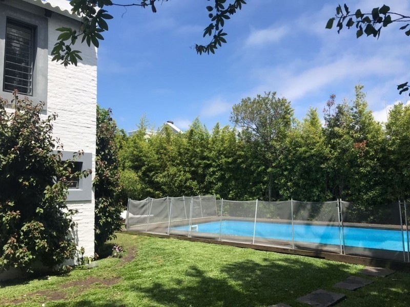 Casa en LA Barra con piscina 